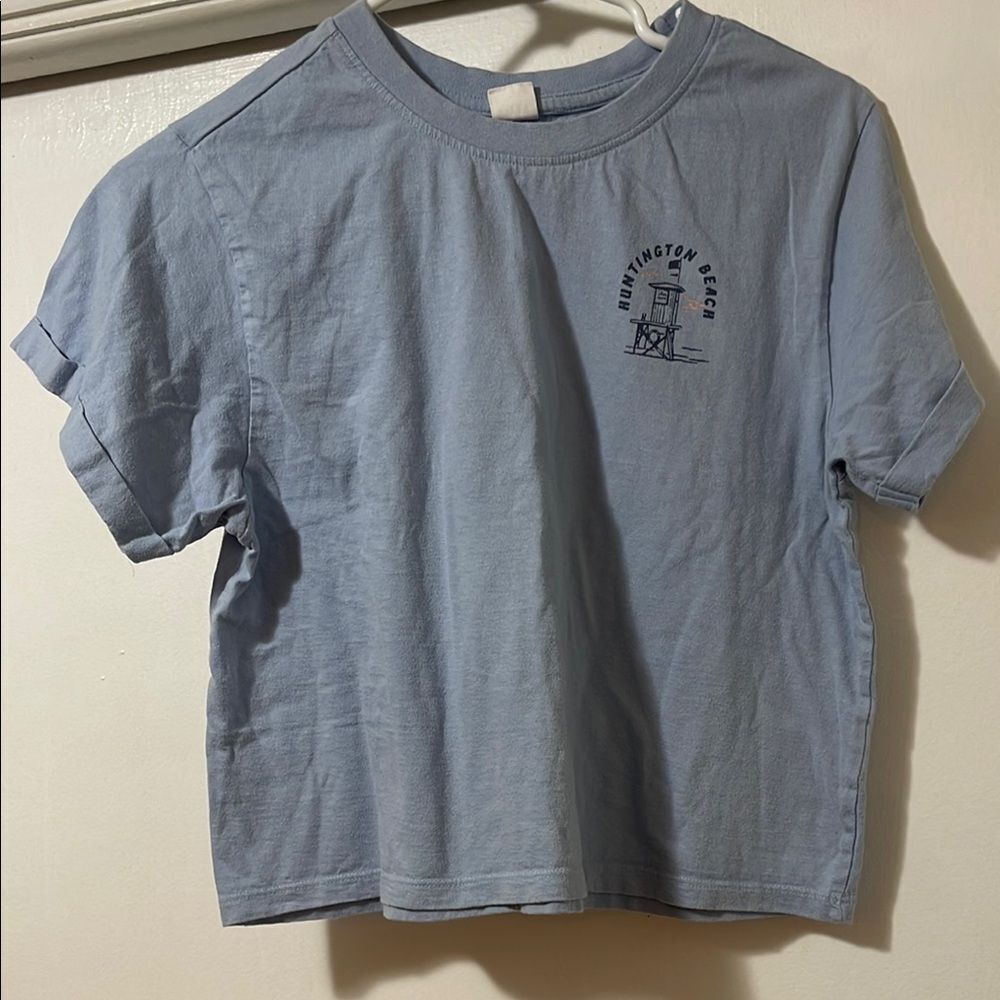 Huntington Beach VibeN Blue Short Sleeve Tee with Chest Graphic medium